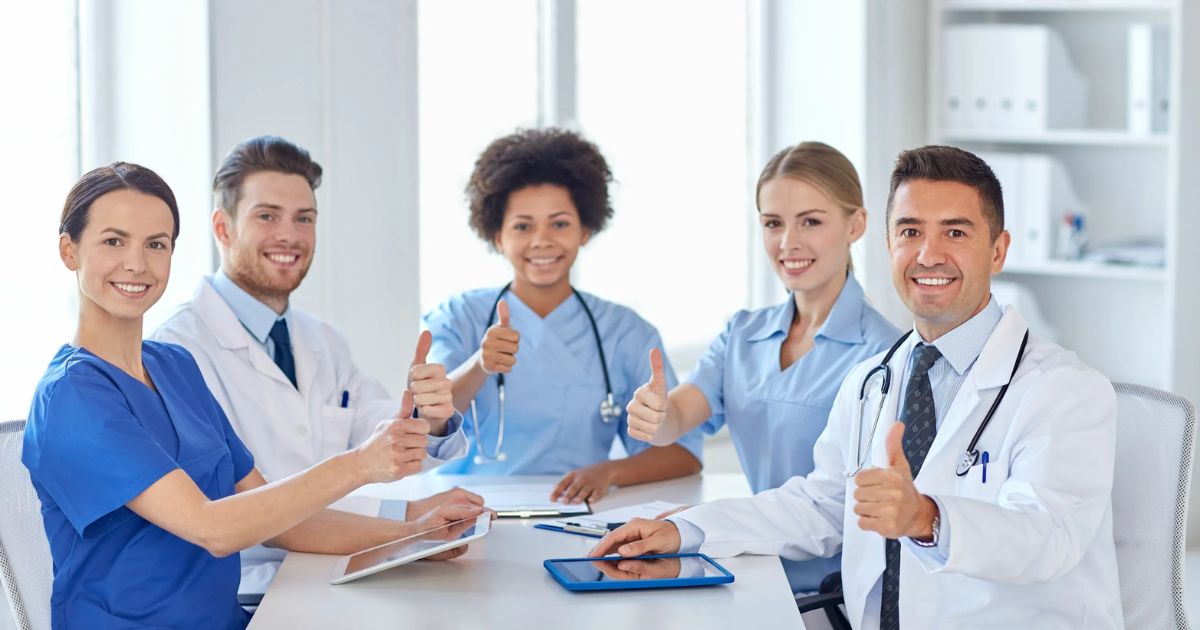 117 Best Professional Birthday Wishes for a Doctor